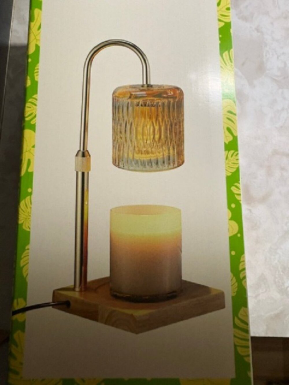 Festive Voice Candle warmer